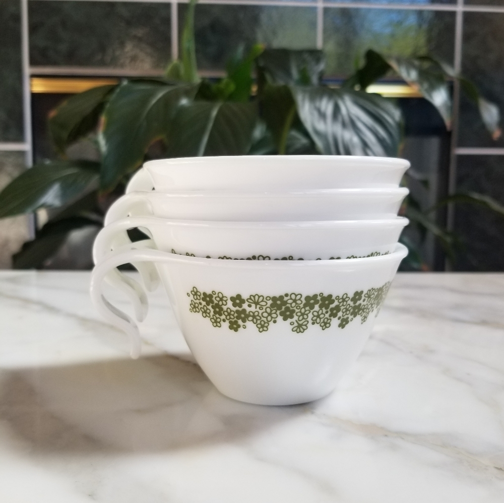 Vintage Corelle Crazy Daisy Hook Mugs Set of 4